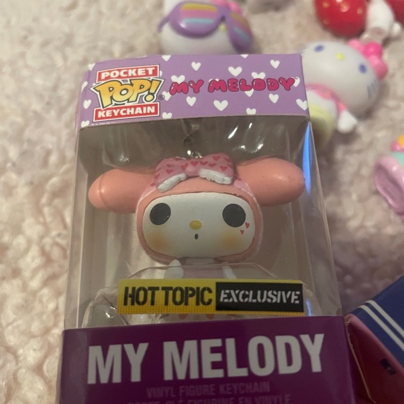 Sanrio and Hello Kitty Collectors Figures Set (COLLECTORS BUNDLE DEAL) - Picture 4 of 5